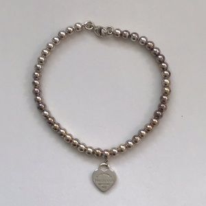 Tiffany bracelet with silver beads, Heart tag